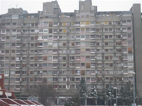 NOTHING AGAINST SERBIA: Block 23 in New Belgrade