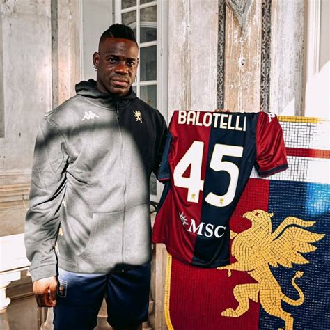 Balotelli al Genoa dopo tante voci ora è ufficiale Super Mario torna