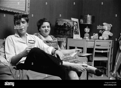 Elvis Presley with his mother Gladys Stock Photo - Alamy