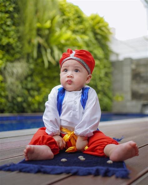 10 Potret Rayyanza Cipung Cosplay Jadi Baby Aladdin