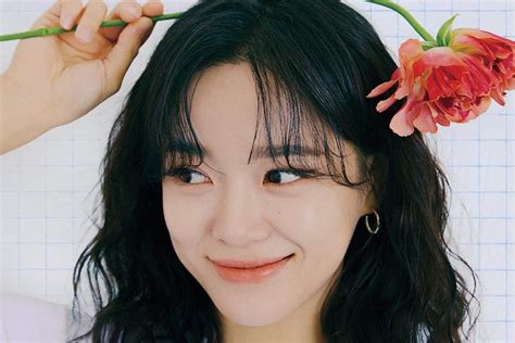 Inilah Cara Beli Dan Harga Tiket Fan Meeting Kim Sejeong Di Jakarta