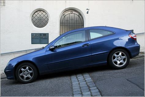 Mercedes Benz C Sportcoupé CLC Klasse Fotos Fahrzeugbilder de