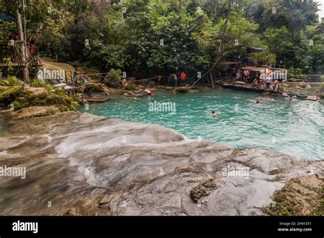 Siquijor Philippines February 9 2018 People Enjoy Cambugahay Falls