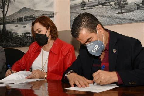 Firman La Sspeg Y El Gobierno Municipal De Yuriria Convenios De