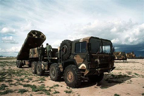 Создан, чтобы уйти - самоходный ракетный комплекс РК-55 с КРБД КС-122 ...