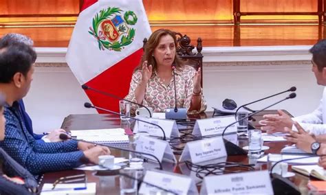 Presidenta Boluarte se reunirá esta tarde con representantes de Fuerza