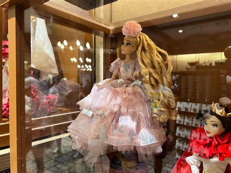 Belle And Rapunzel Designer Collection Dolls Debut At Walt Disney World