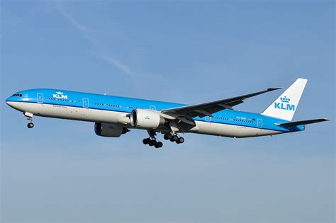 KLM To Further Restructure Organisation