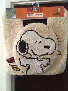 Detail Snoopy Bath Rug Koleksi Nomer