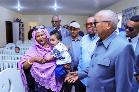 Sawiro Madaxweyne Ku Xigeenka Jamhuuriyadda Somaliland Mudane