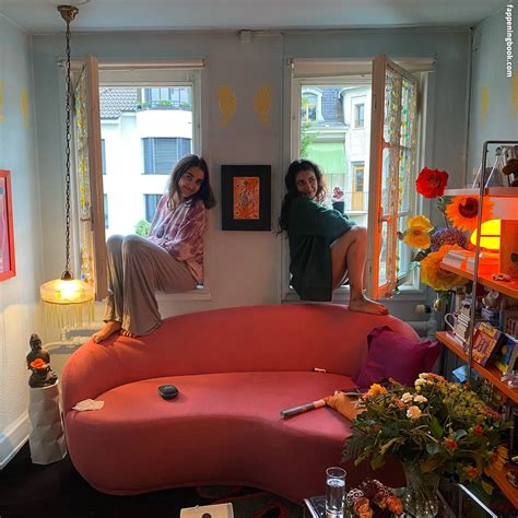 Geraldine Viswanathan Yoyogeraldine Nude OnlyFans Leaks Fappening FappeningBook