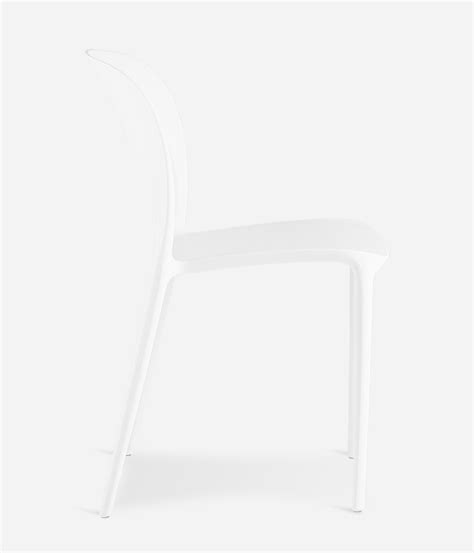 Пластиковый стул Madsen со спинкой - купить в интеренет магазина Get.ru