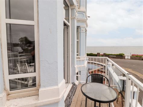 3 Beach View Bridlington Holiday Cottage Bird Spot