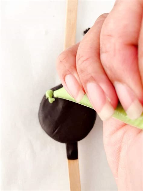 Halloween Oreo Pops Oh My Veggies