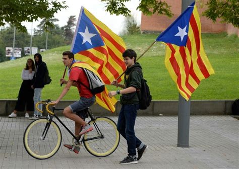 Protests in Catalonia over crackdown on banned independence vote - Breitbart