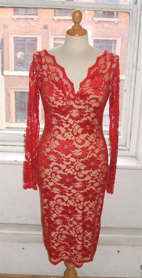 Baylis Knight NUDE RED French Lace Long Sleeve Flattering TWIST Wiggle Dress EBay UK
