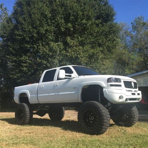 2003 GMC Duramax, lifted