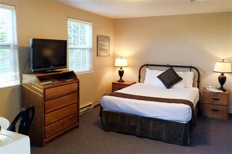 Discount Coupon for Ecola Creek Lodge in Cannon Beach, Oregon - Save Money!