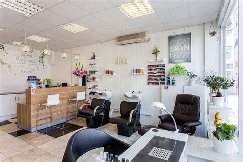 Best Salons For Waxing Facial Hair In Aldershot Hamilton