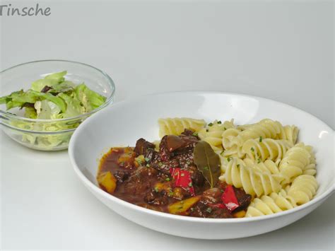 Paprika Rinder Gulasch Rezept Mit Bild Kochbar De