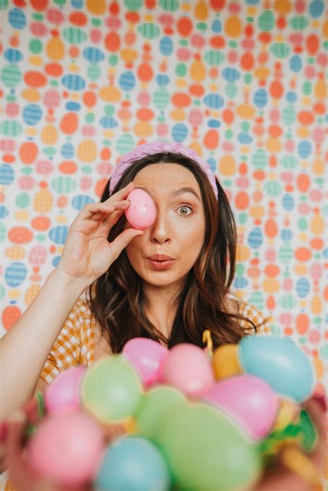 Easy Easter Photoshoot Ideas: 12 Concepts You Can Try - in 2025