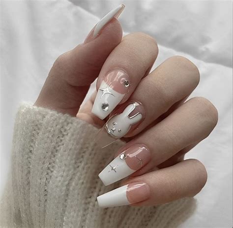 Discover Glamorous White Nail Designs That Will Make You The Center