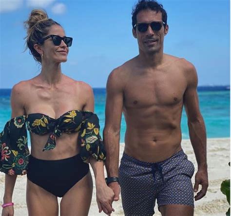 Hot Sexy Anna Foglietta Bikini Pics