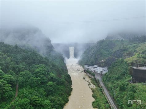 应对强降雨天气 江西部分水库开闸泄洪 极目新闻