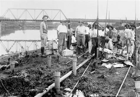 Inicio de las obras para la construcción del Canal de Panamá History