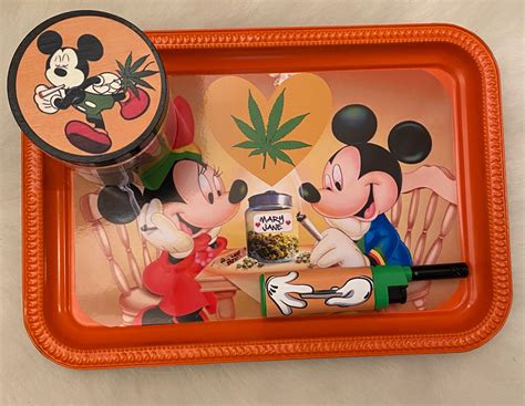 Minnie Mouse Smoking Weed