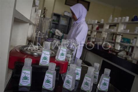 Produk Kesehatan Siswa Smk Antara Foto