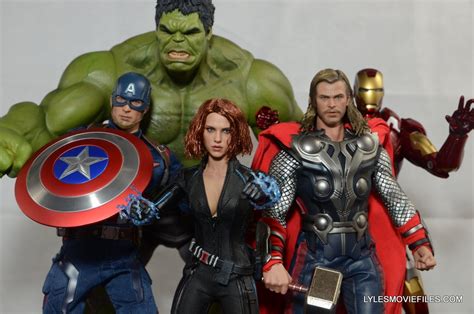 Hot Toys Avengers Age Of Ultron Black Widow With Captain America Thor Hulk And Iron Man