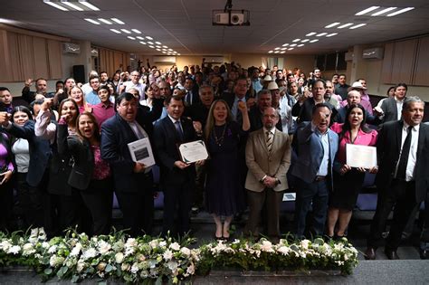 La Nueva Universidad Refrenda Su Compromiso Con La Calidad Al Recibir