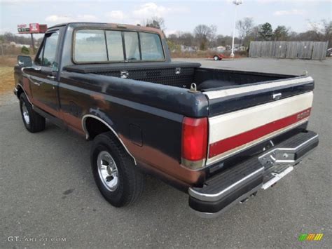 1988 Dark Shadow Blue Metallic Ford F150 Xlt Lariat Regular Cab 4x4 76565139 Photo 4