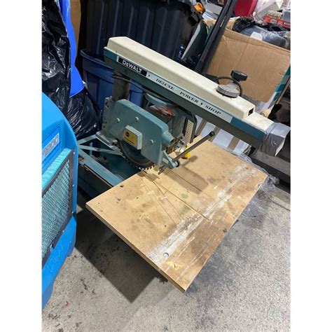 Dewalt Radial Arm Saw