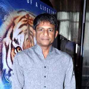 Adil Hussain Bio Net Worth Salary Relationship Age Height