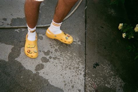 Justin Bieber Officially Unveils New Crocs Collaboration | lifewithoutandy