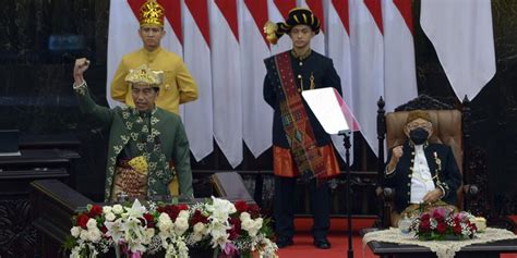 Di Sidang Tahunan Mpr Presiden Joko Widodo Kenakan Baju Adat Paksian