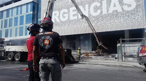 Protecci N Civil Nl On Twitter Incendio De Vehiculo Tipo Revolvedora