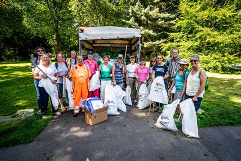 Gro Es Aufr Umen An Der Ruhr Ruhrcleanup In Essen Mobilisiert Ber