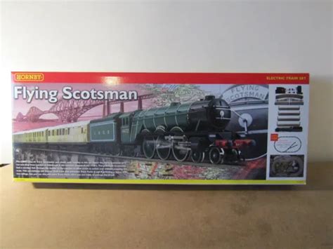 Hornby R Flying Scotsman Electric Train Set Oo Gauge New