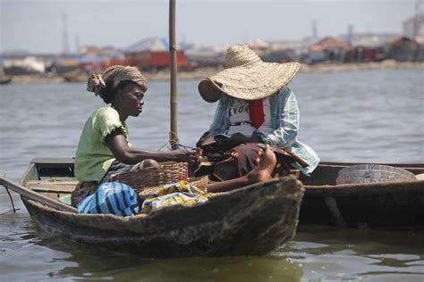 Naufragio In Nigeria Affonda Una Barca Sovraccarica Almeno 29 Morti