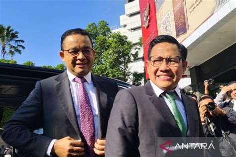 Anies Muhaimin Dan Ganjar Mahfud Tiba Di Mk Antara News