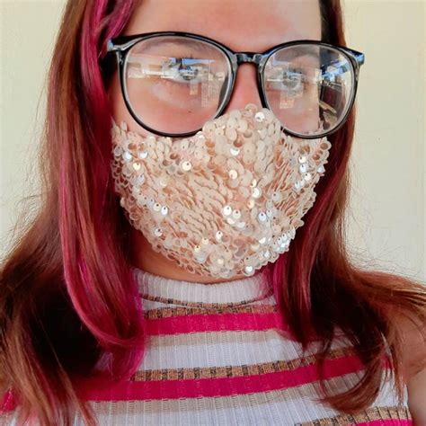 Máscara de Proteção Brilho Nude de Tecido Paetê Modelo Ninja Shopee Brasil