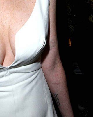 Lindsay Lohan Sexy And Hot Huge Boobs And Upskirt Paparazzi Photos Porn Pictures XXX Photos