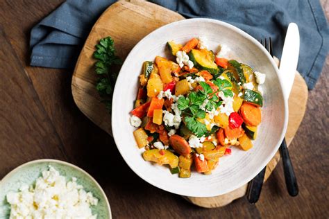 Zucchini Karotten Pfanne Mit Feta Lecker Schnell Gekocht