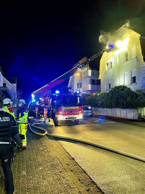 Wohnungsbrand Eine Verletzte Person Feuerwehr Detmold