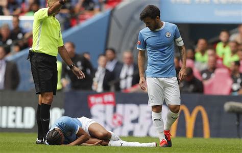 Manchester City Victime d une rupture des ligaments croisés Leroy