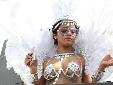 Rihanna Alle Barbados Foto Da Repubblica Dago Fotogallery