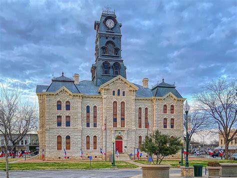 Hood County Courthouse Photograph by Judy Vincent - Pixels